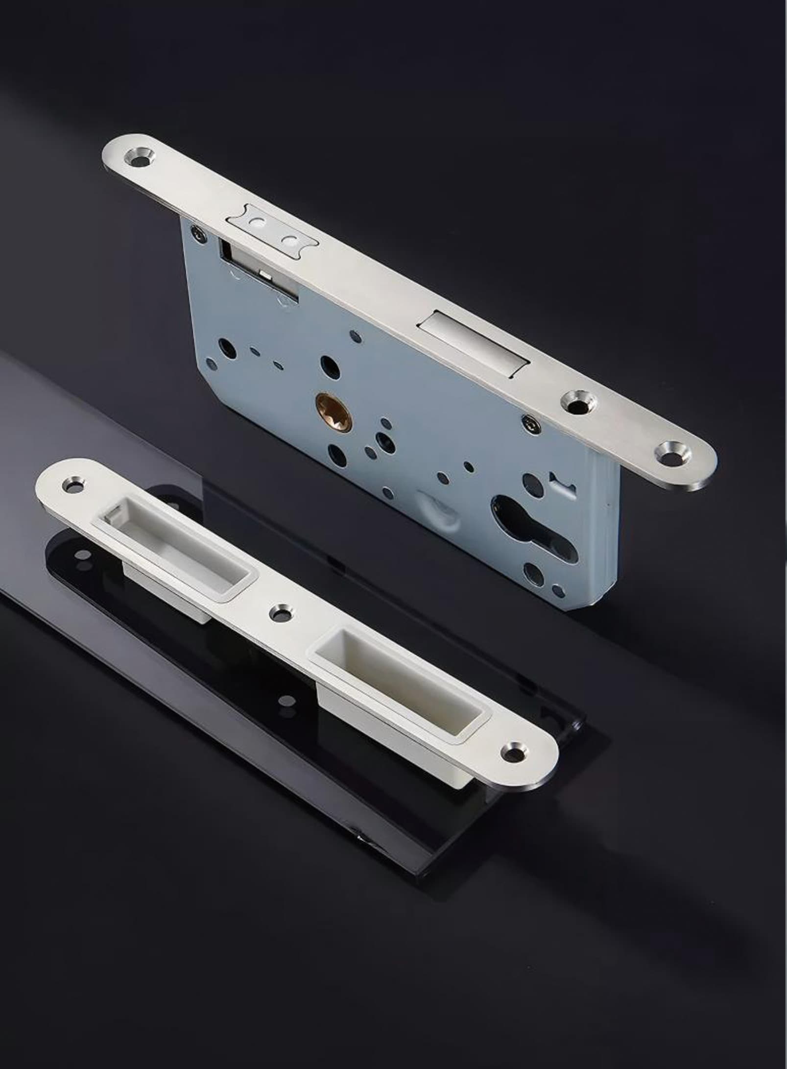 Long-faceplate Magnetic Lockbody